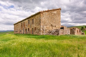 Tuscany farmhouse [924]
